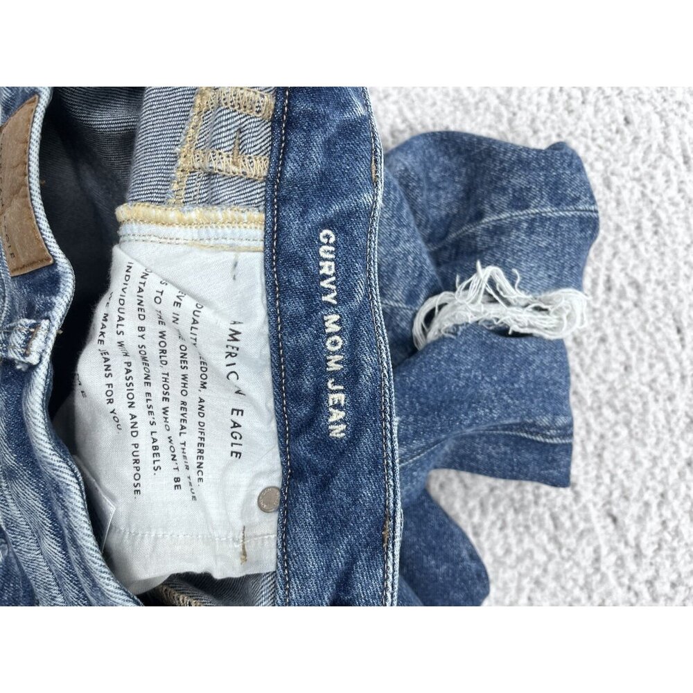 American Eagle Jeans Womens 4 Blue Medium Acid Wash Distressed Mom Jean - Picture 7 of 10